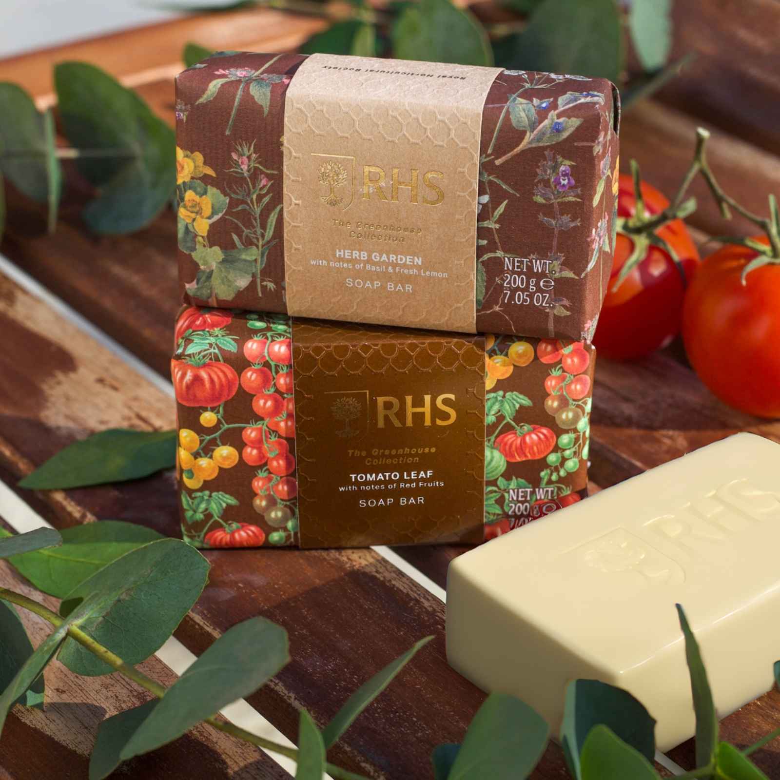 RHS Greenhouse Herb Garden Soap Bar 200g - Image 3