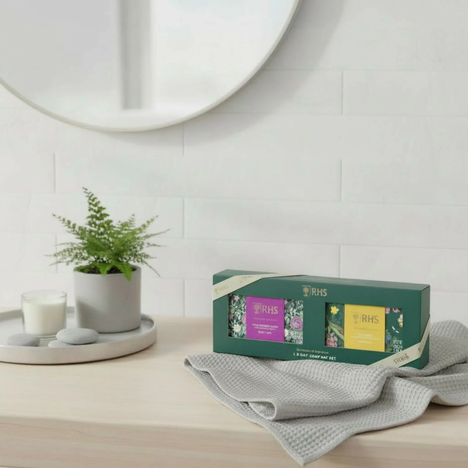 RHS The Rewild Collection Soap Bar Set 2 x 200g - Image 2