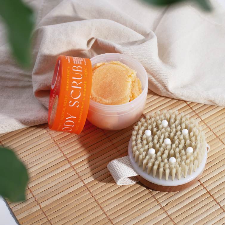 Tropical Fruits Orange & Grapefruit Body Scrub Set 150g - Image 2